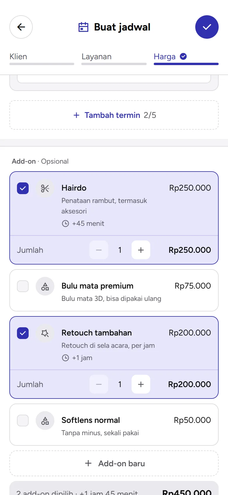 Tangkapan layar: kartu Add-on di langkah Harga Buat jadwal dengan dua add-on dipilih, tampilan ponsel
