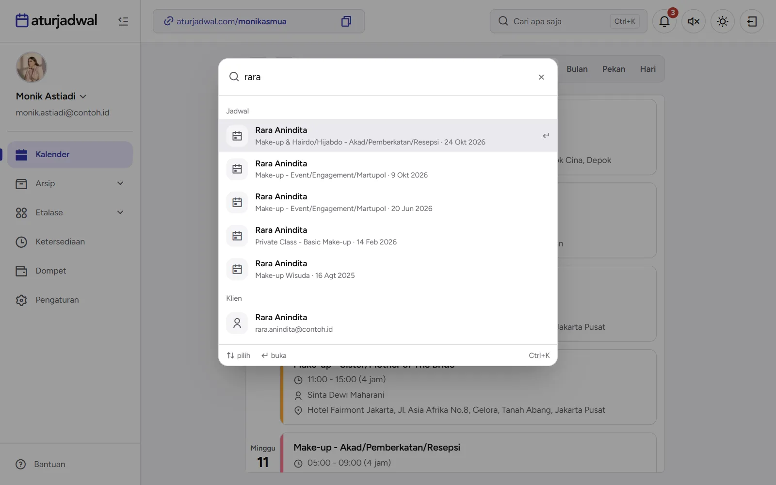 Tangkapan layar: Cari Cepat dengan hasil jadwal dan klien, tampilan desktop
