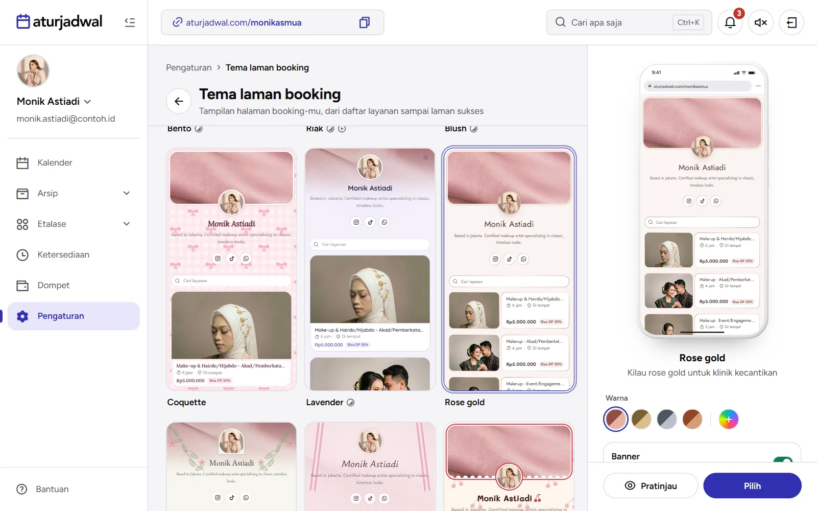 Tangkapan layar: pilihan tema laman booking dengan pratinjau tema Rose gold, tampilan desktop