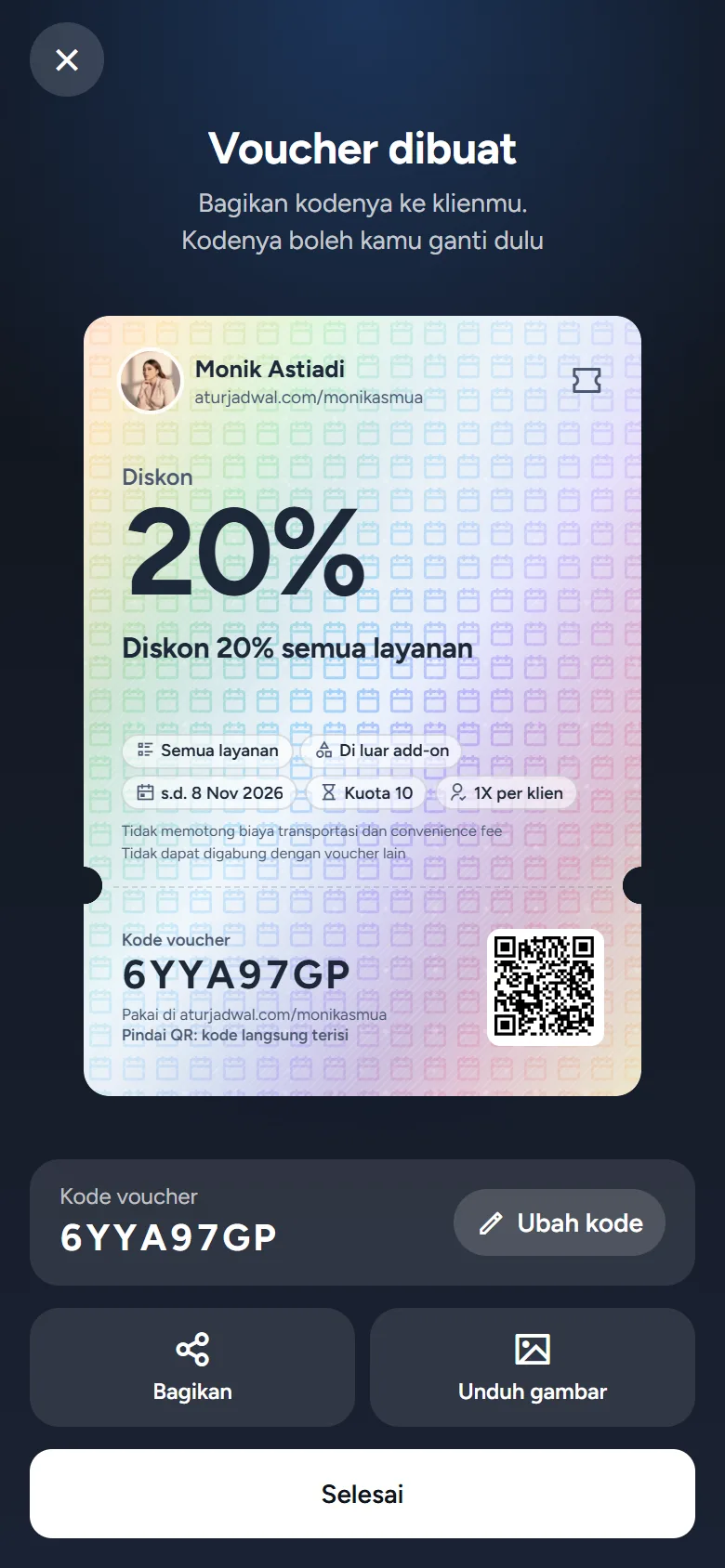Tangkapan layar: layar Voucher dibuat dengan kartu holografik dan kode acak, tampilan ponsel
